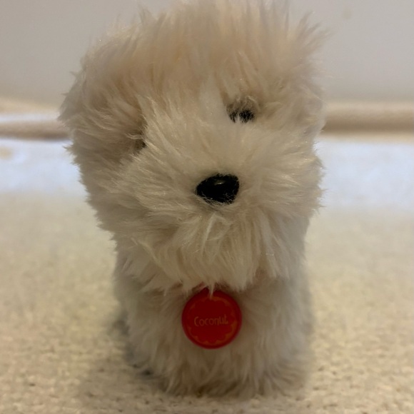 American Girl Coconut Dog and Dog Bed - Picture 5 of 9